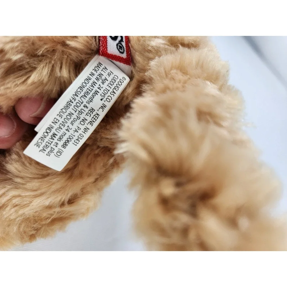 NEW THATCHER the Plush GOLDEN RETRIEVER Dog Stuffed Animal Douglas Toys #4011